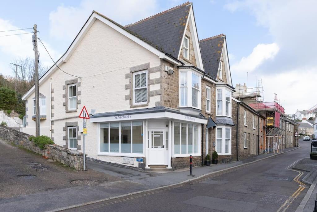 Room 2 Hotel Style Double Bedroom In Marazion Exterior foto
